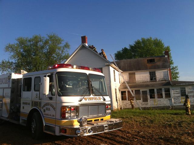 Winfield Hosts House Fire Training Winfield Community Volunteer Fire Department